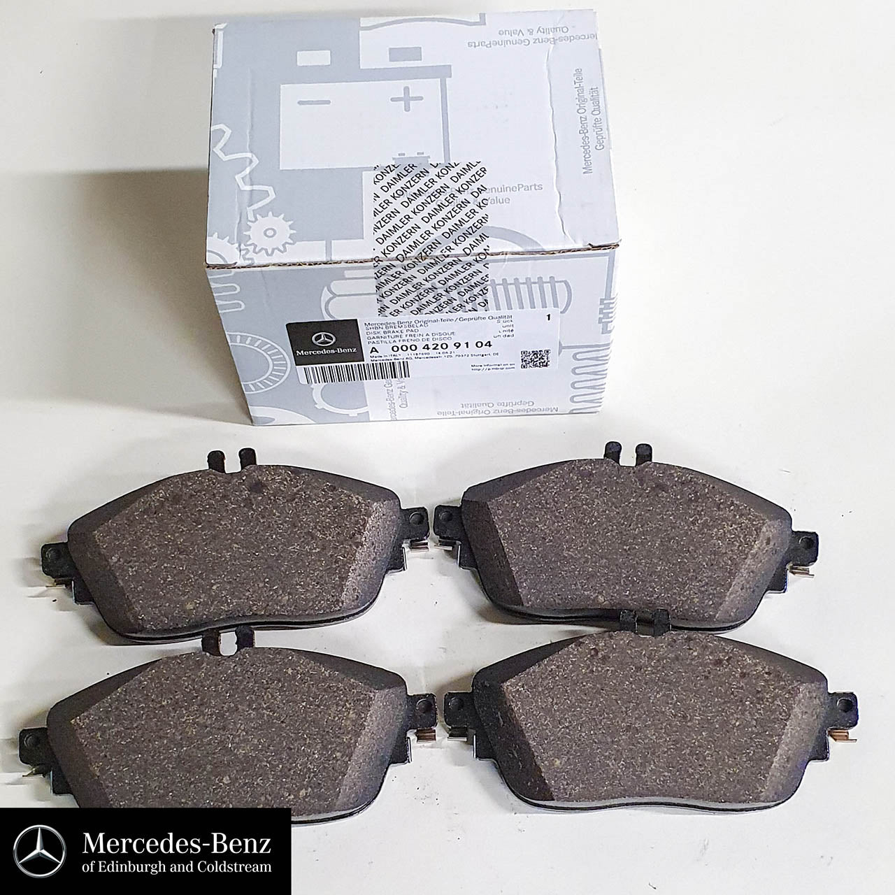 Genuine Mercedes-Benz Front Brake Pads & Sensor A Class, B Class, CLA, GLA