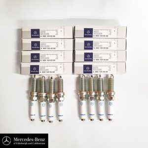 Genuine Mercedes-Benz Spark Plugs A0001590500